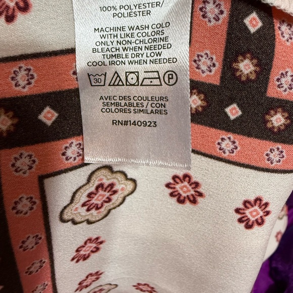 LOFT Pink and Black Patterned Blouse women's long sleeve size. S - Picture 4 of 4